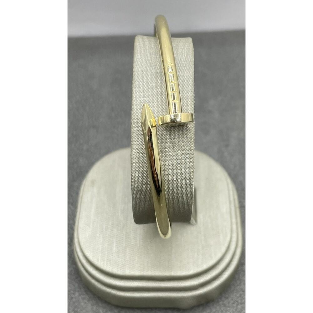 14K Yellow Gold Nail Bangle Style Bracelet (22066)